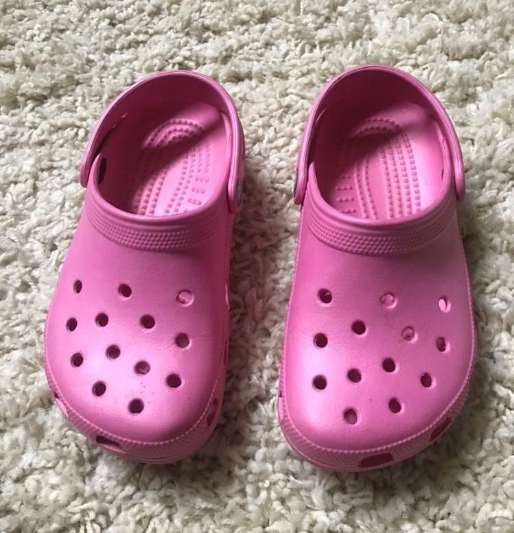 pink crocs near me