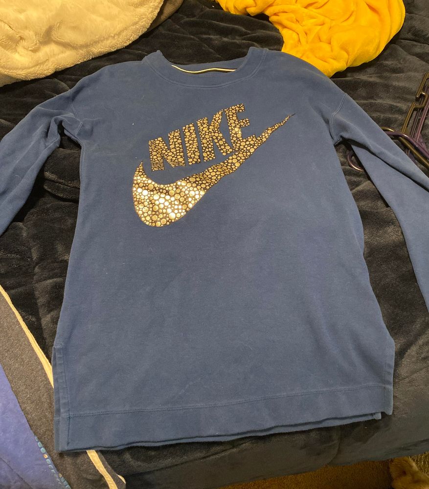 nike crewneck yellow