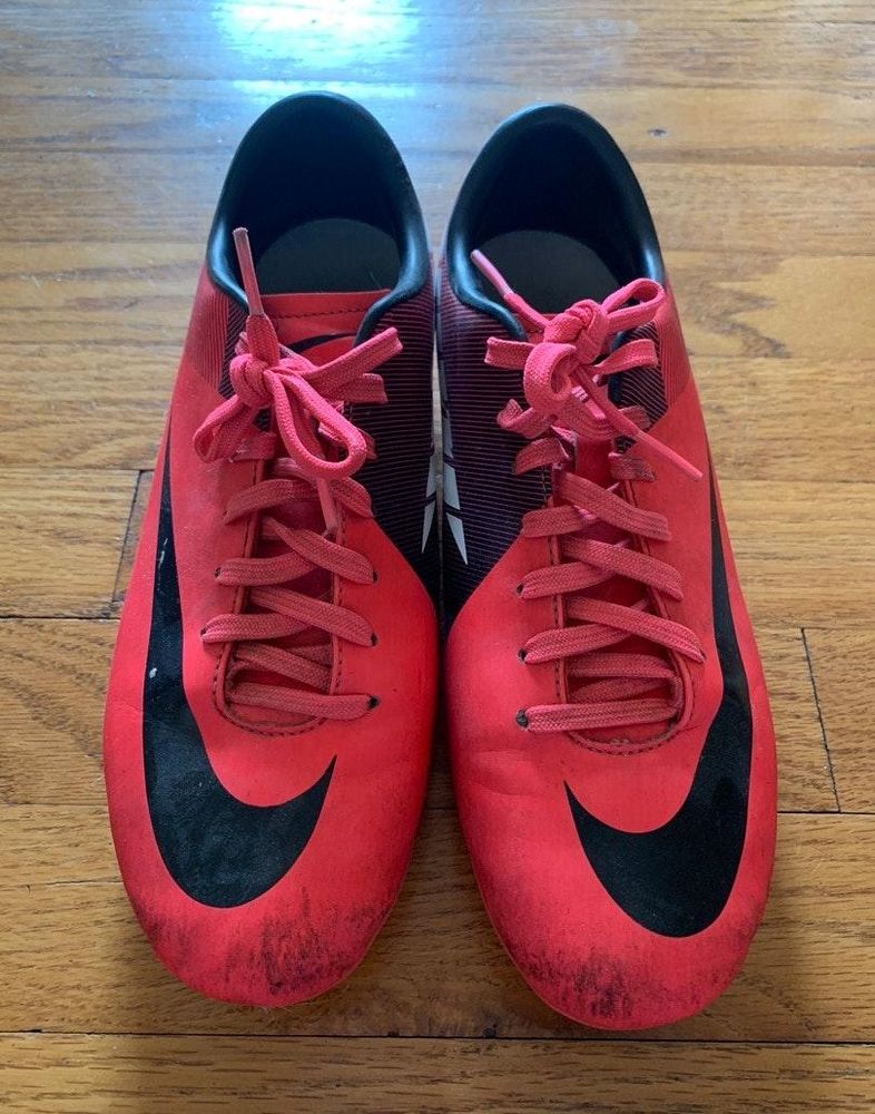 pink mercurial soccer cleats