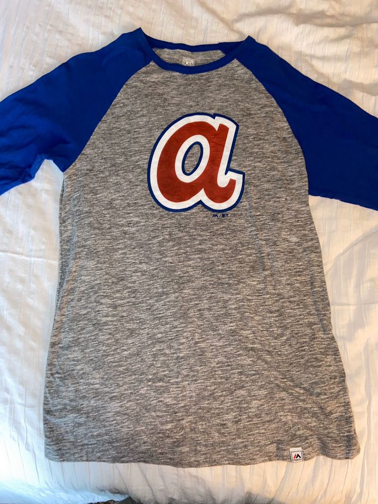 majestic atlanta braves t shirt