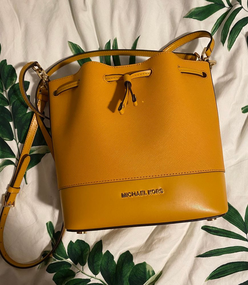 mk trista bucket bag