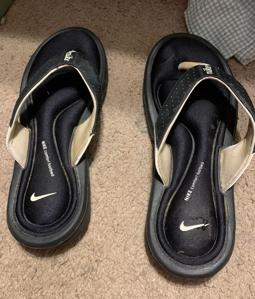 nike comfort footbed flip flops