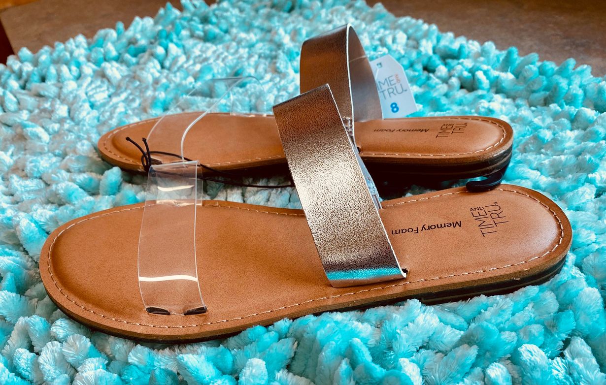 sandals with memory foam insoles