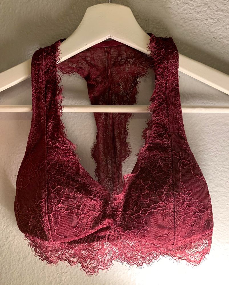 red hollister bralette