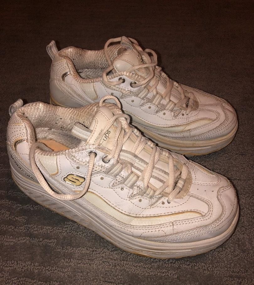 all white skechers shape ups