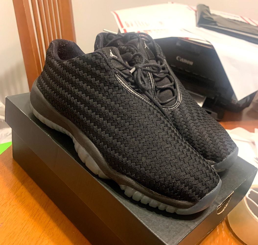 jordan future size 7