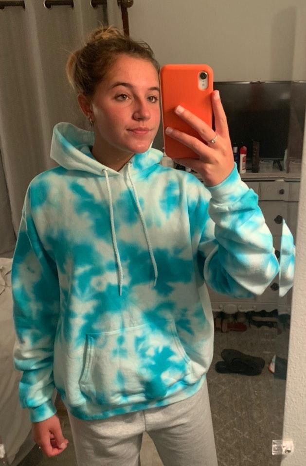 hanes tie dye hoodie