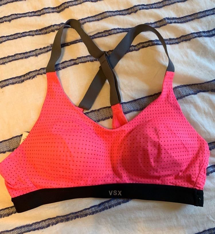 32a sports bra