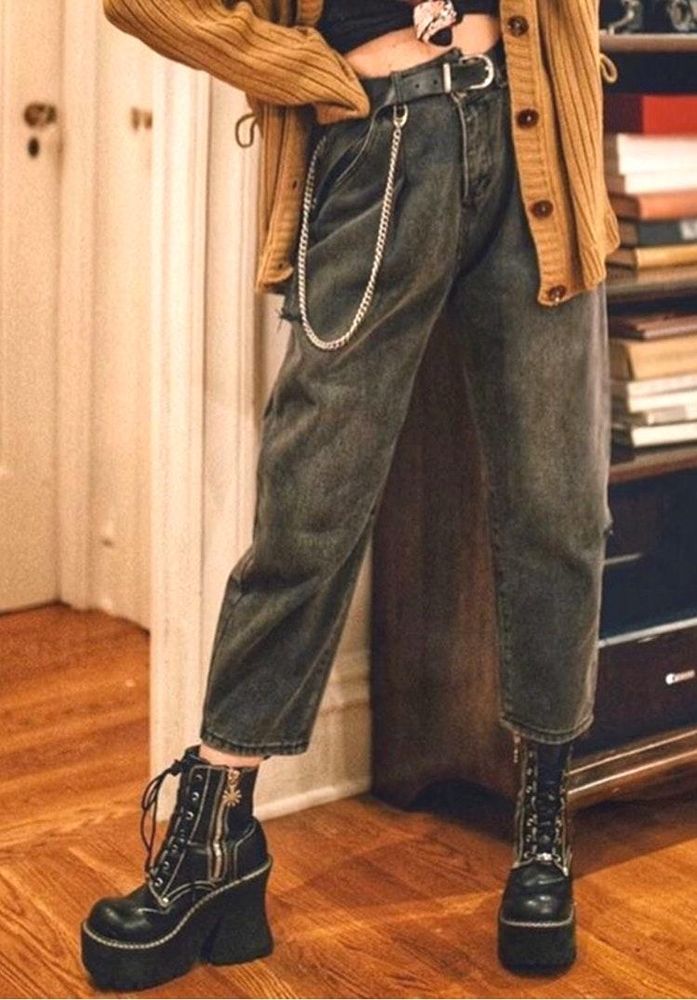 olive green mom jeans