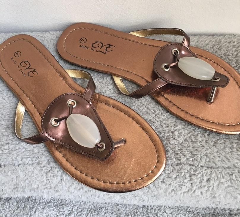 eve flip flops