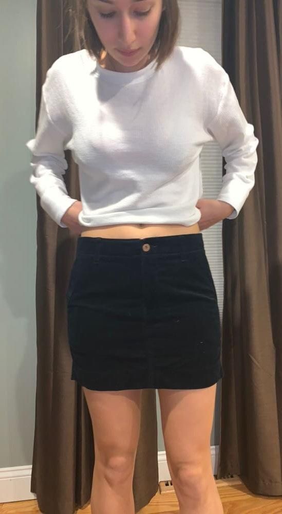 black skirt uniqlo