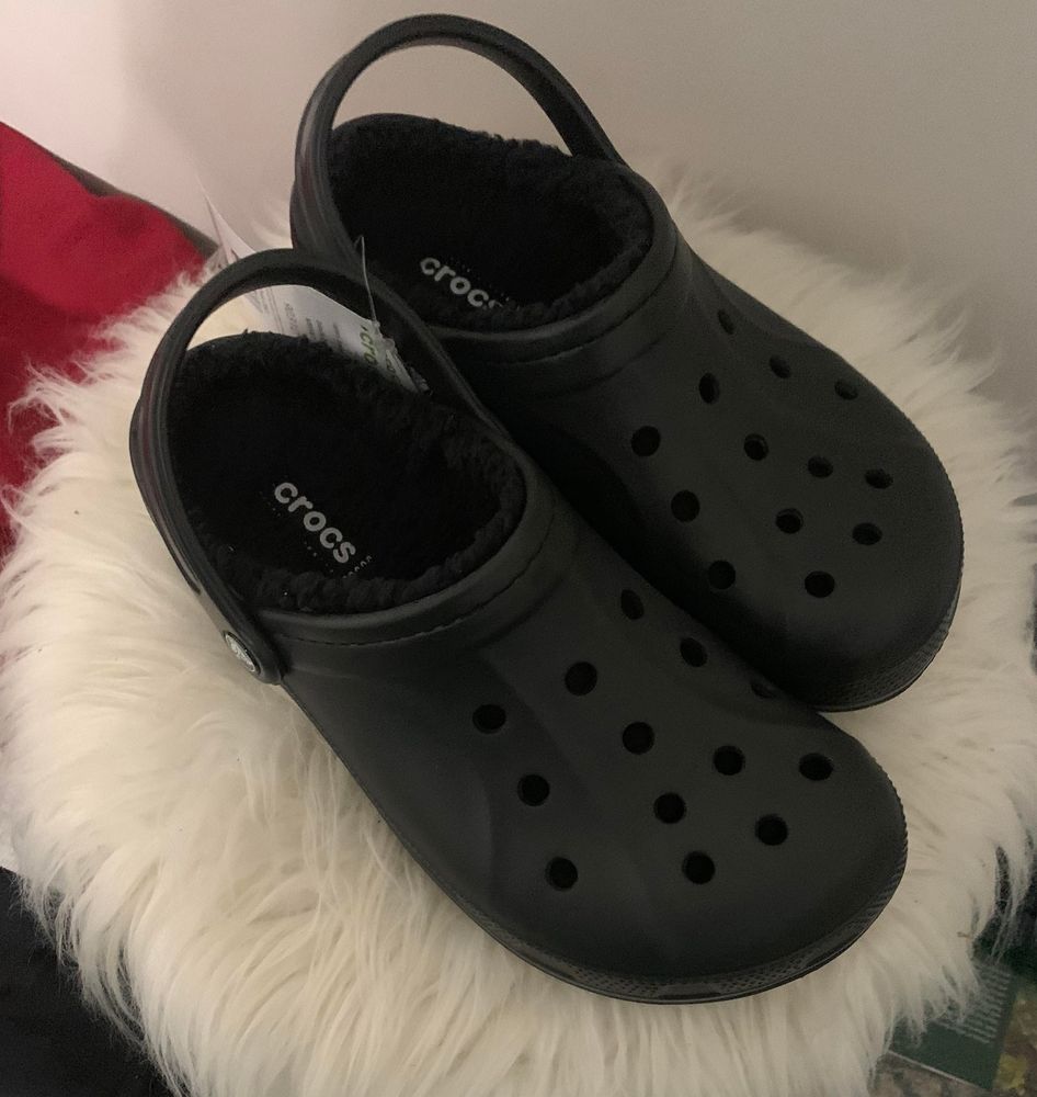 fur crocs black