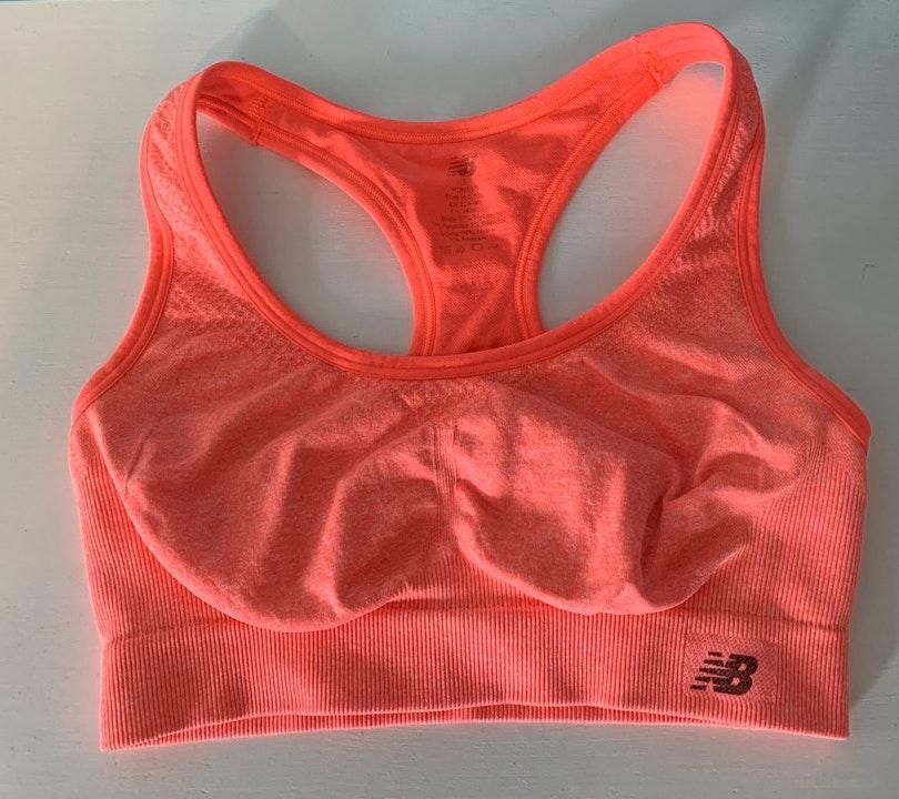 new balance sports bra removable pads