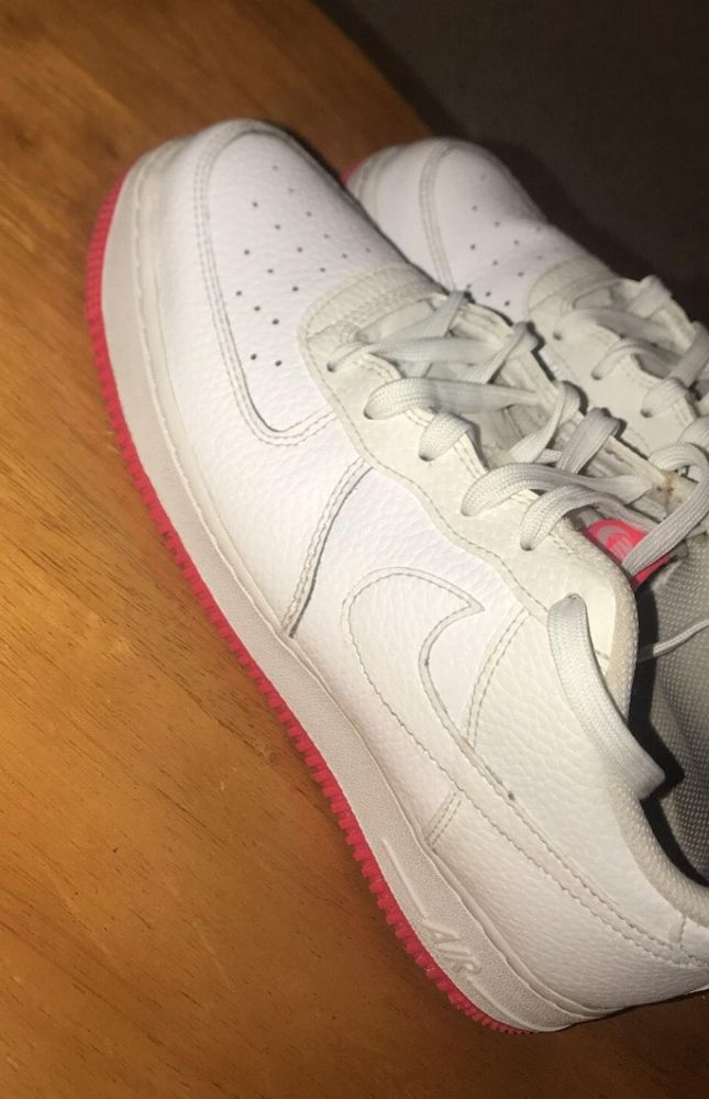 nike air force neon pink