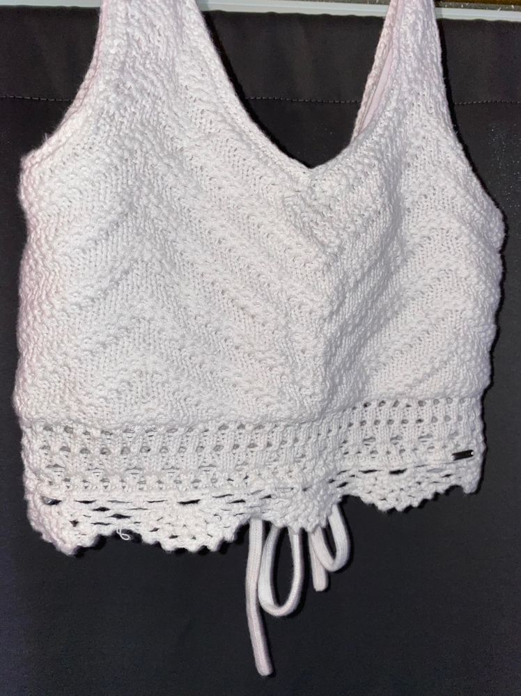 hollister crochet top