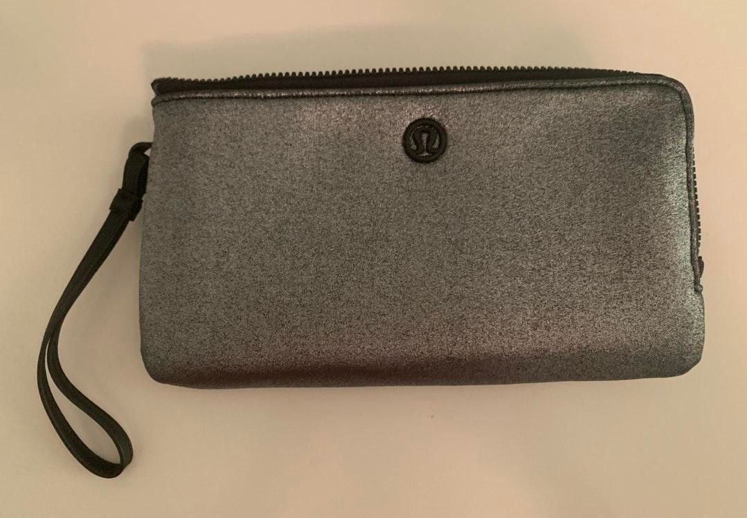 lululemon double up pouch