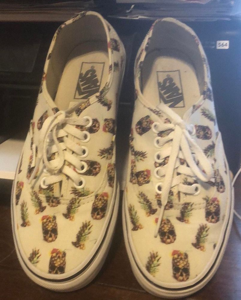 pineapple skull vans