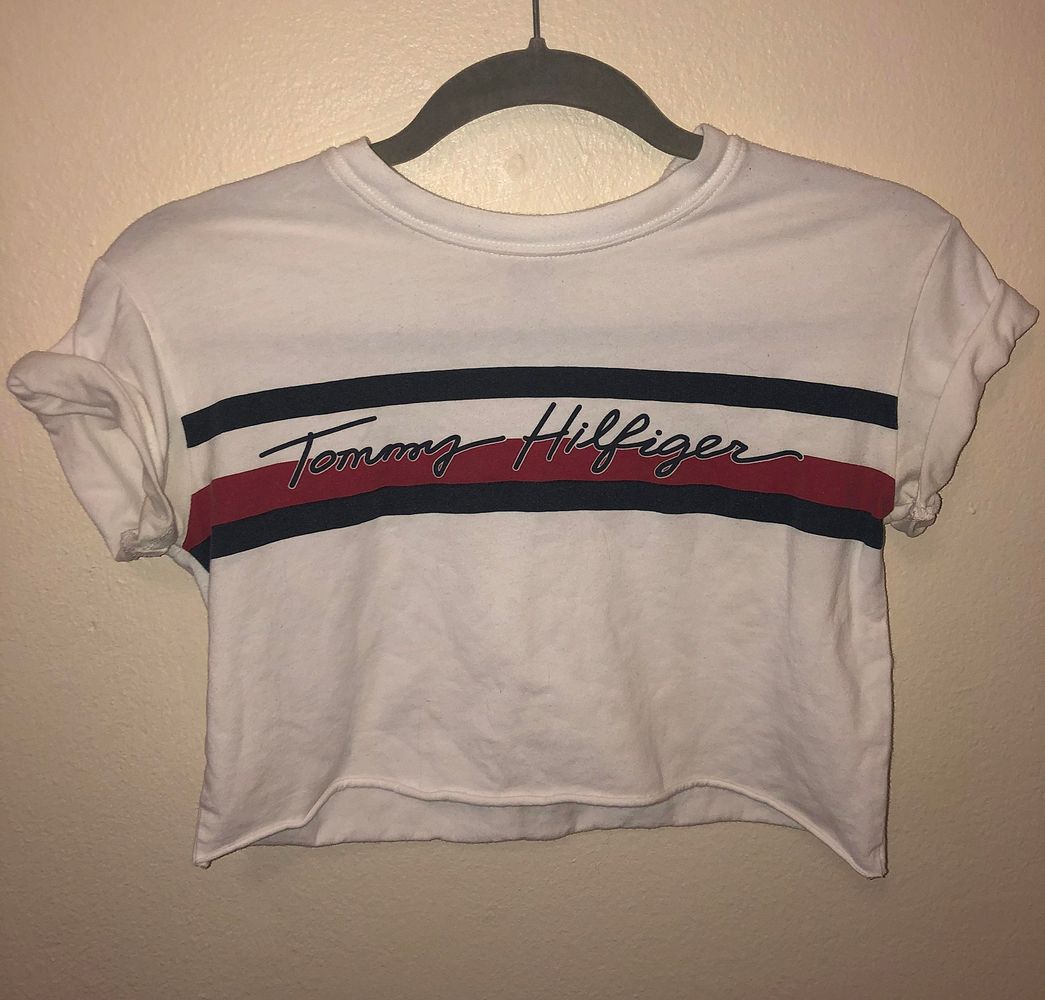 tommy hilfiger crop top