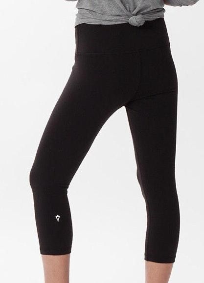 black ivivva leggings