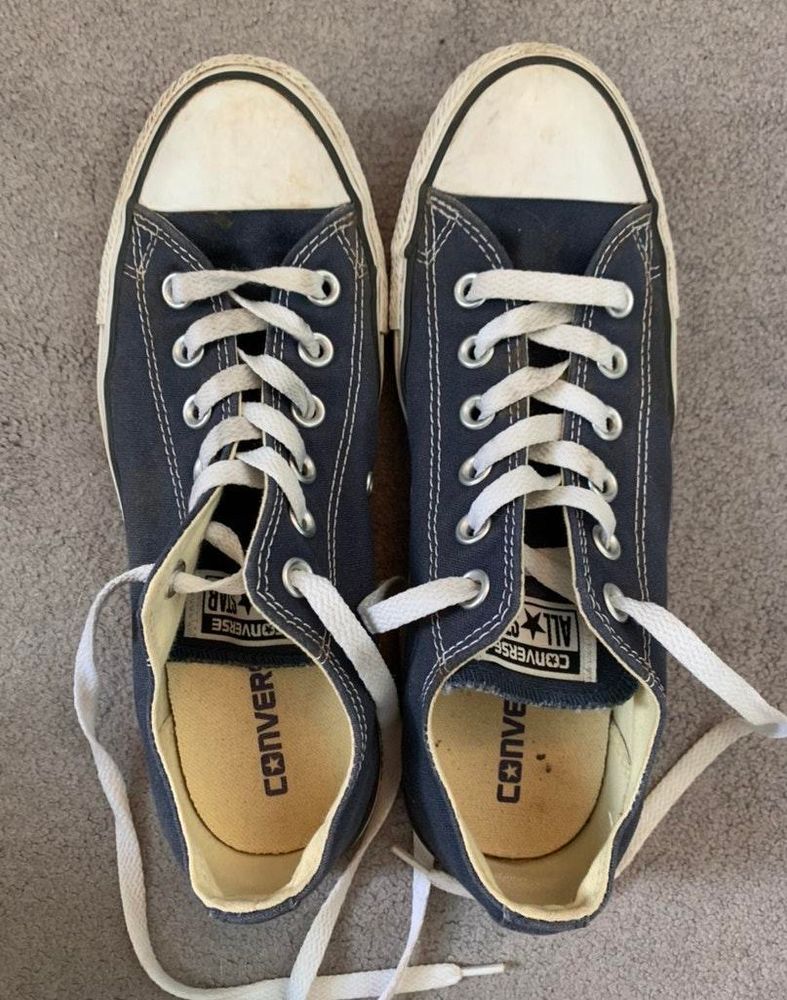 navy converse low tops