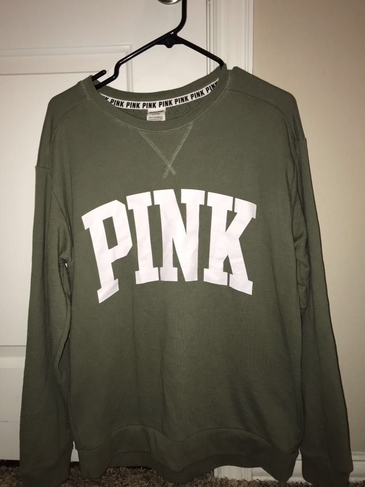 olive green sweatshirt