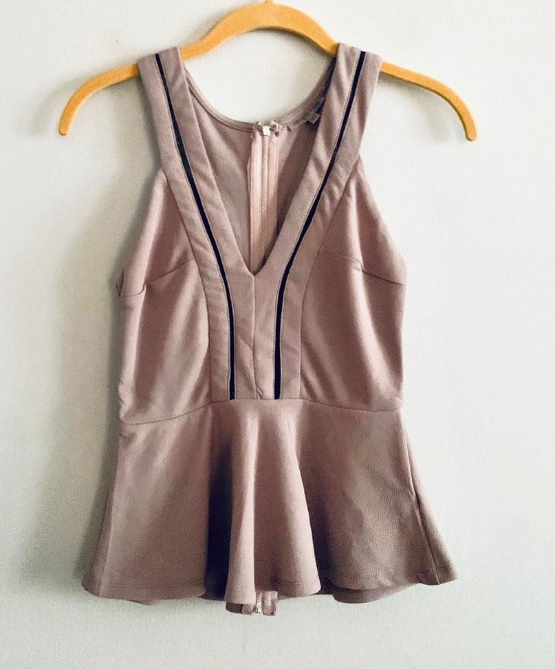 charlotte russe peplum top