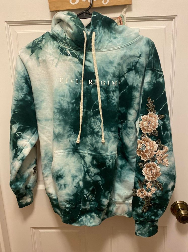 civil regime blanco roses hoodie