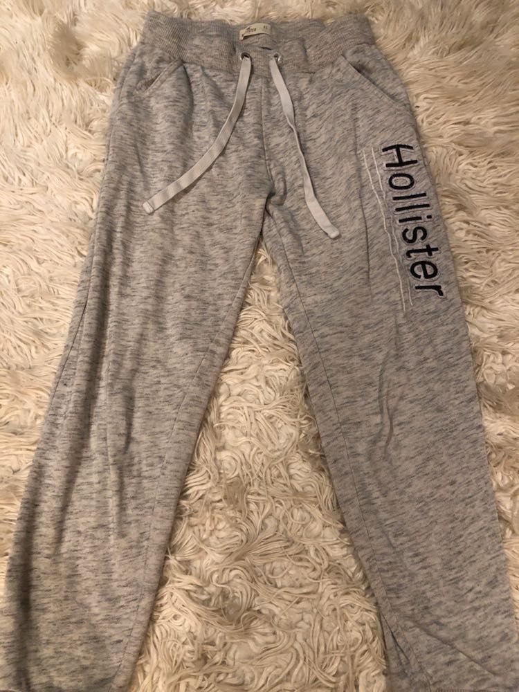 grey hollister joggers