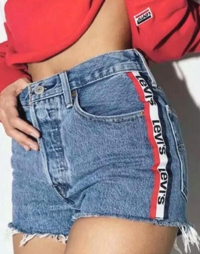 levi's spectator sport