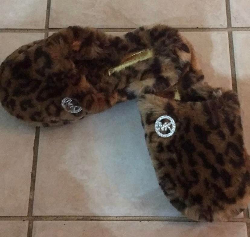 mk fuzzy slippers