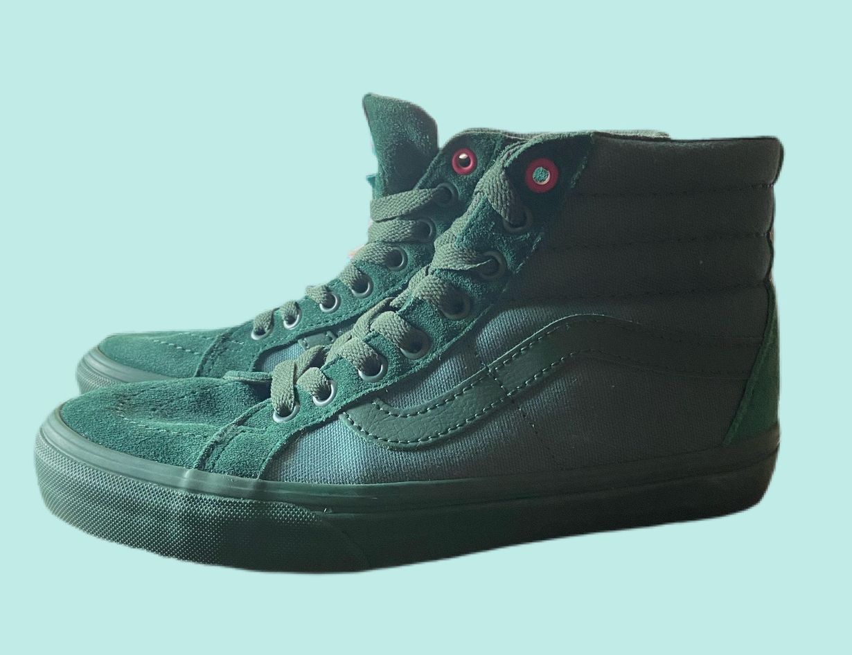 vans hedley and bennett