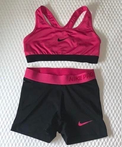 nike pro shorts and bra set