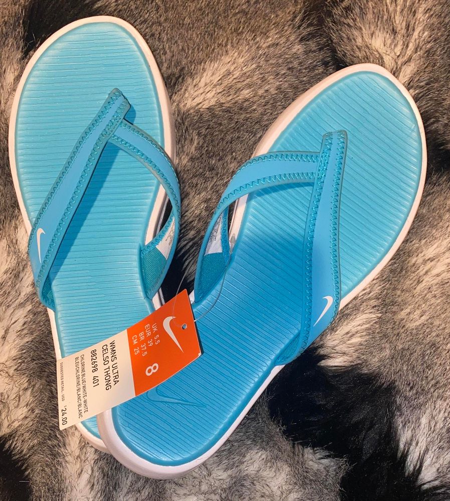 nike flip flops under 1000