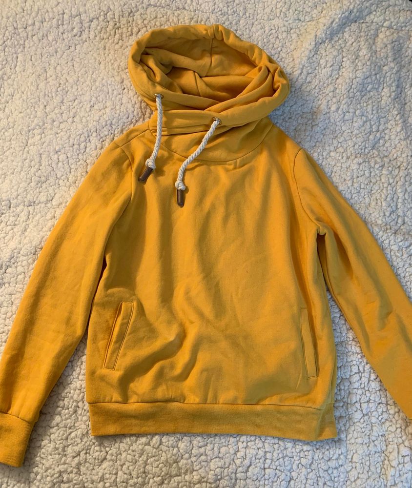 yellow hoodie primark