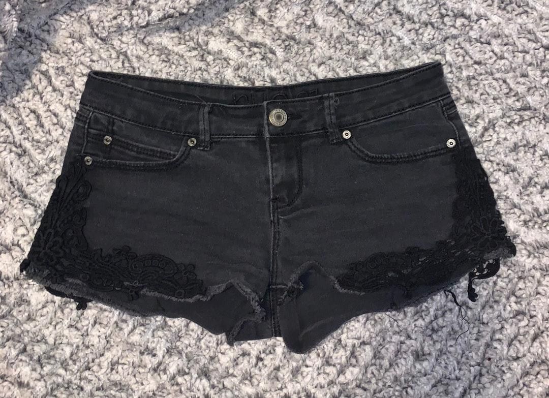 rue 21 lace shorts