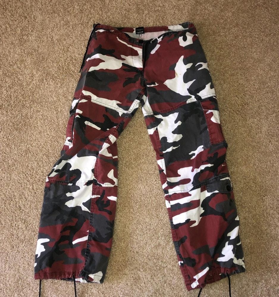 cargo pants tillys
