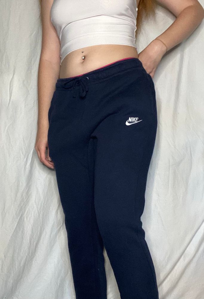 nike joggers navy blue