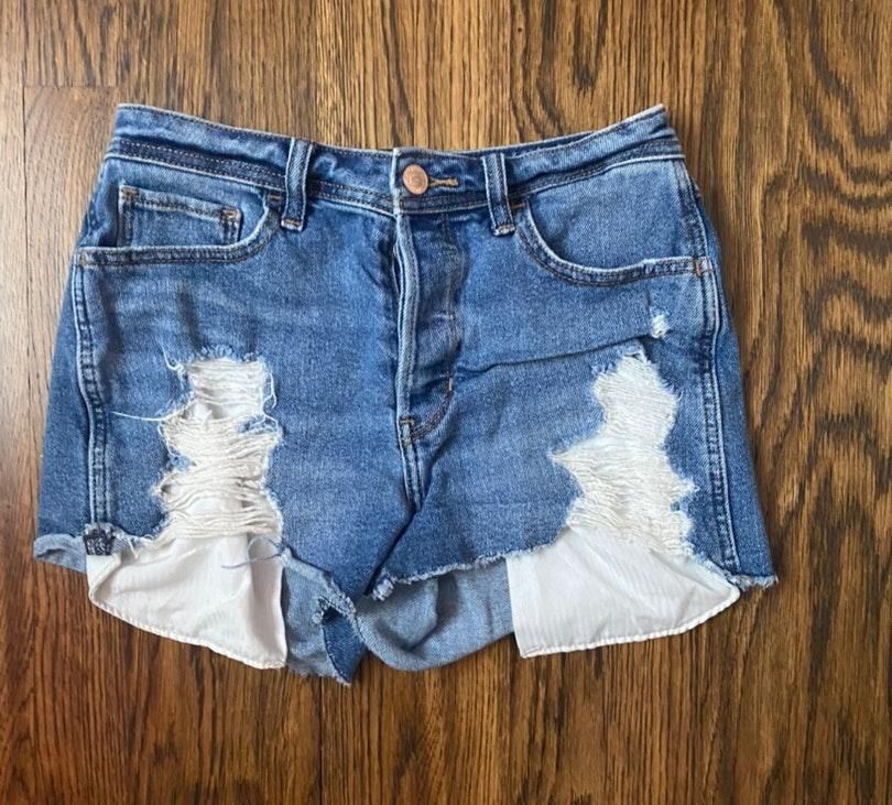 hollister high rise boyfriend shorts