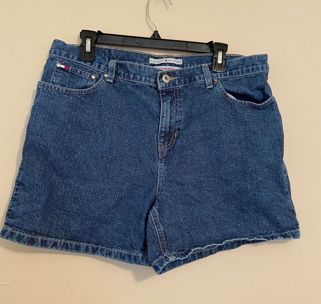 tommy hilfiger jean shorts vintage