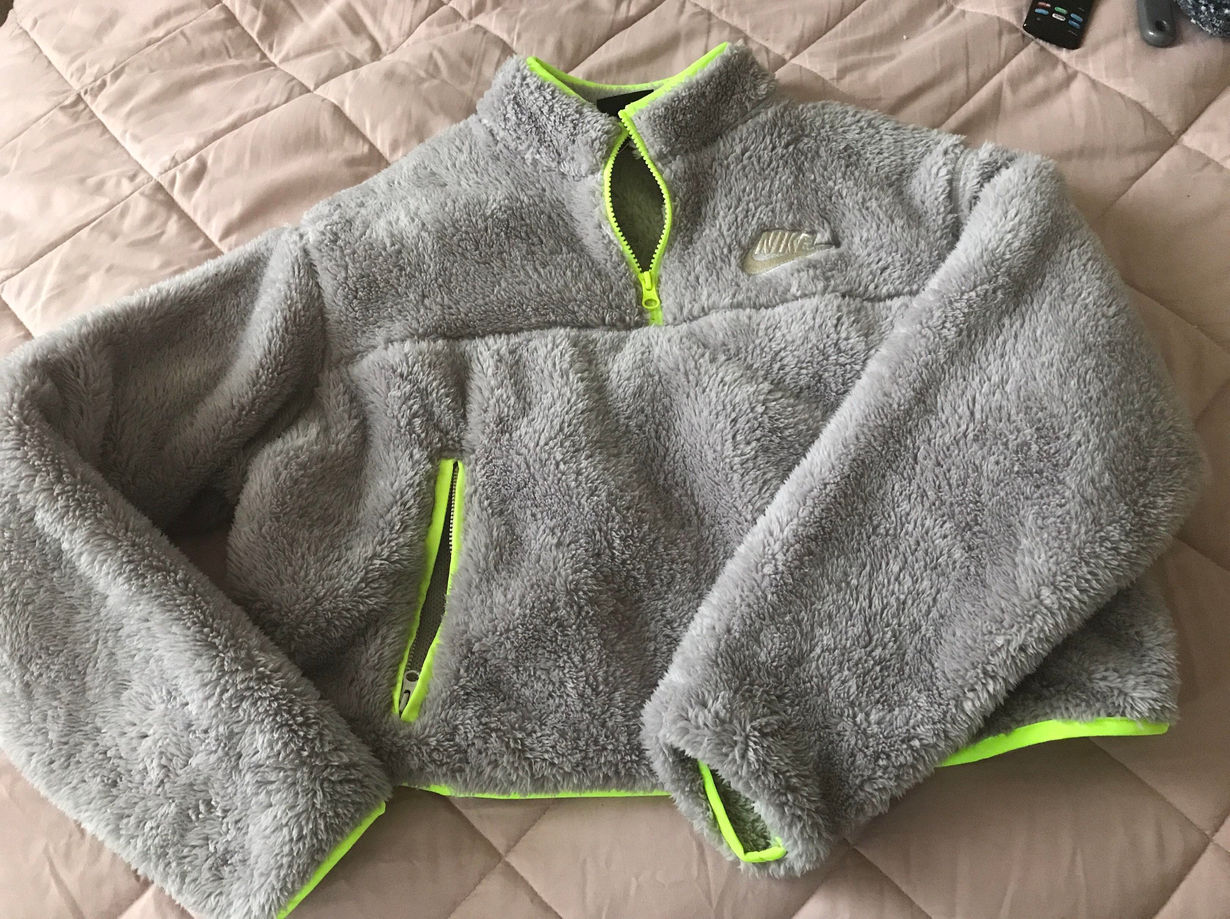 nike fuzzy half zip