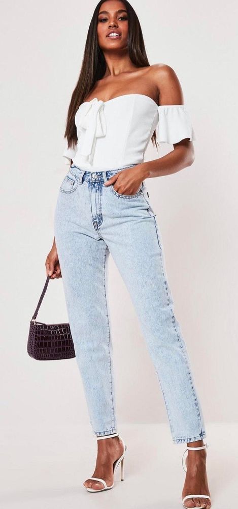 light wash mum jeans