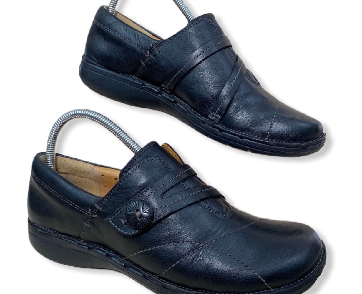 clarks artisan unstructured shoes
