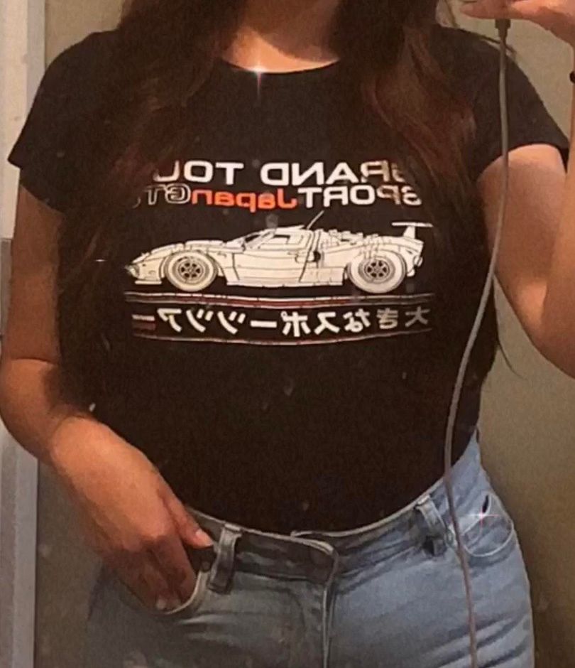 Brandy Melville Grand Tour Japan Top Curtsy Brandy Melville Grand Tour Japan Top Curtsy