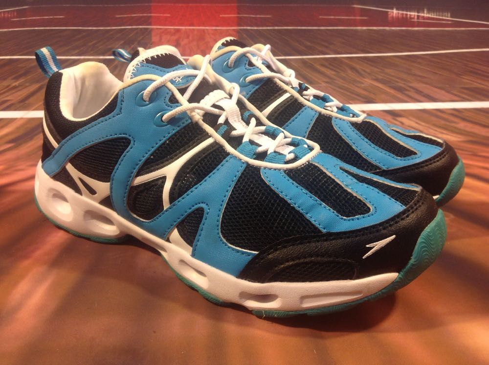 speedo tennis shoes