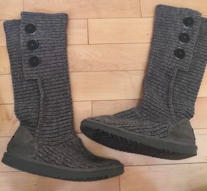 grey crochet uggs