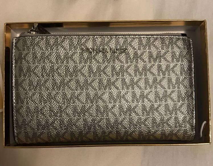 mk silver wallet