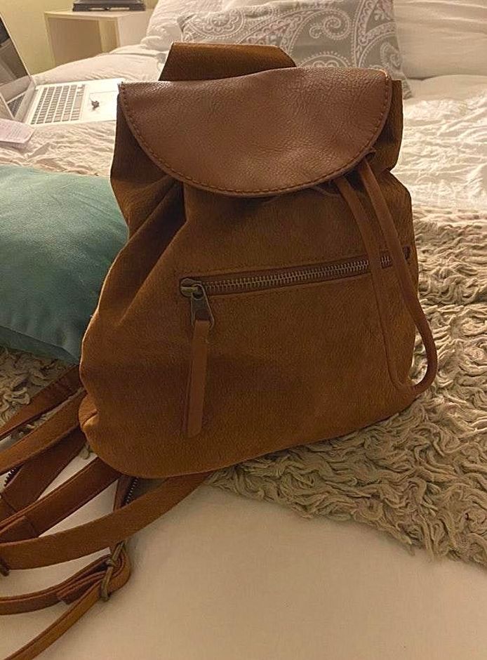 universal thread backpack