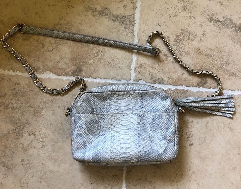 kelly wynne snakeskin purse