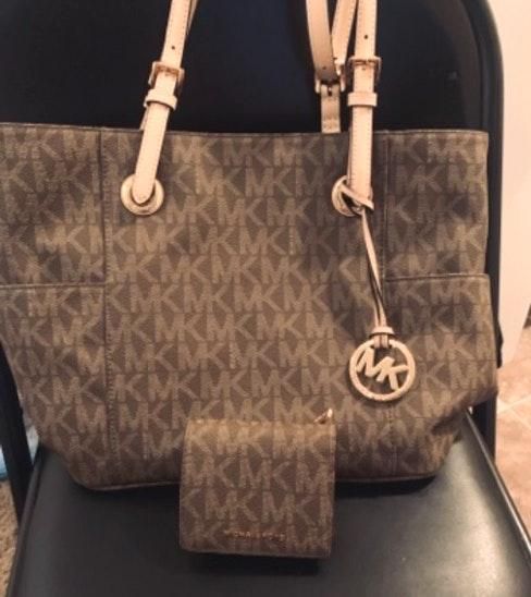 michael kors handbag and wallet set