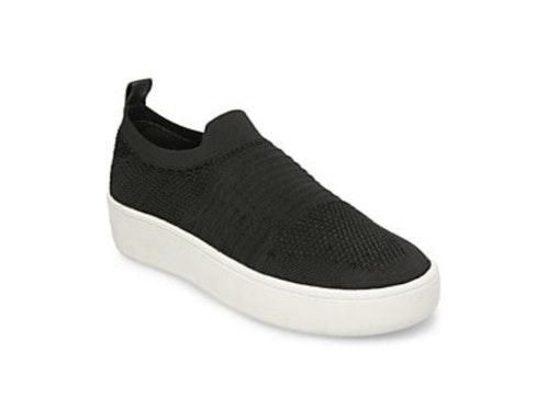 steve madden black slip ons